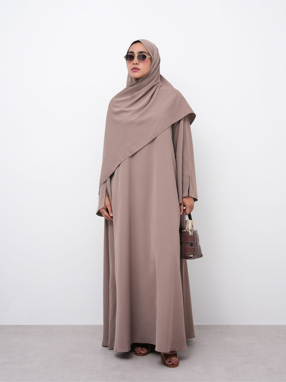 Essential Abaya - Straight Fit - Crème Brûlée