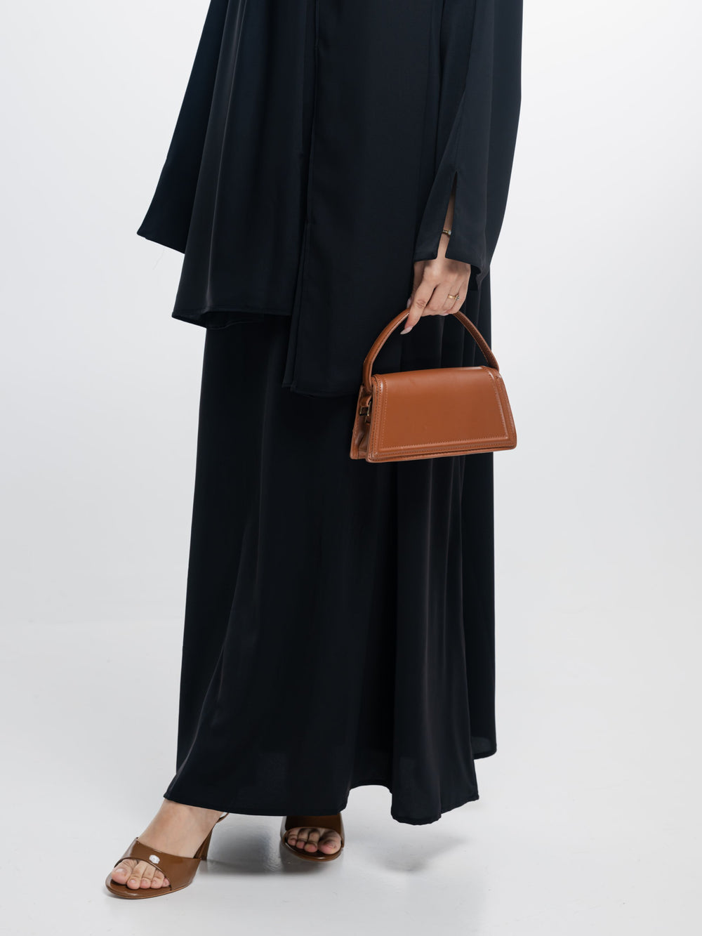 Essential Abaya - Straight Fit - Black Velvet