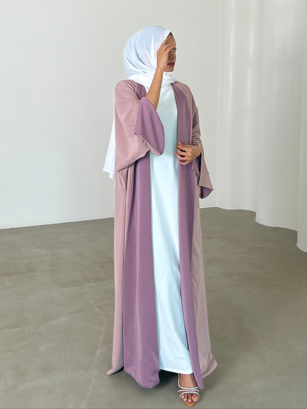 Raha Reversible Abaya - Mauve & Pink