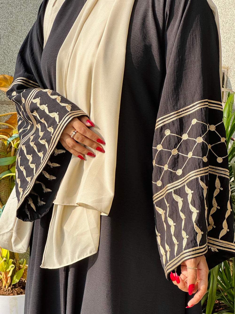 Kefiyyeh Inspired Abaya - Black ( With silk embroidery )