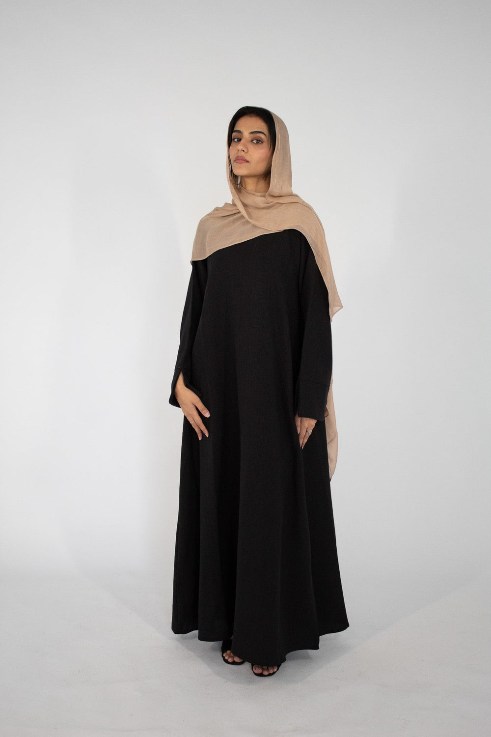 Naima Linen Abaya - Black