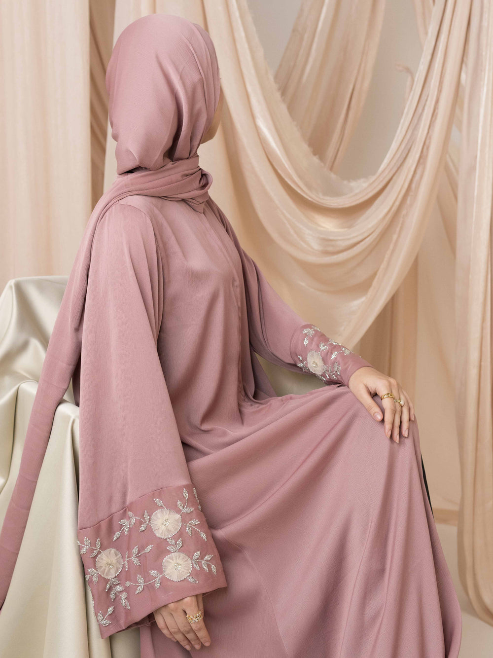 Bilqis Abaya - Pink (Without Hijab)