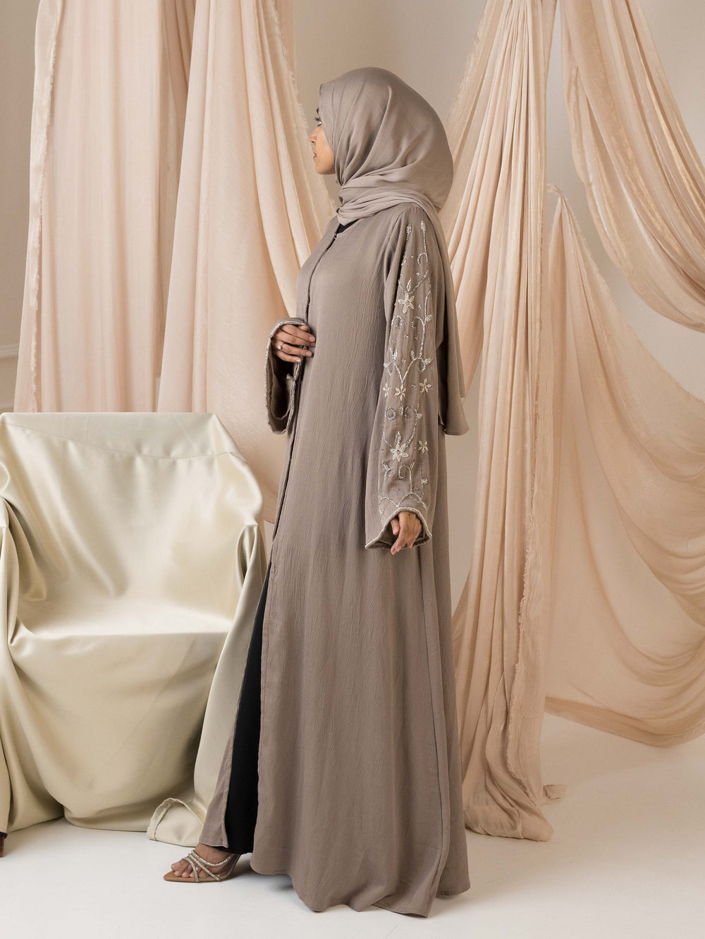 Nashmia Abaya - Brown