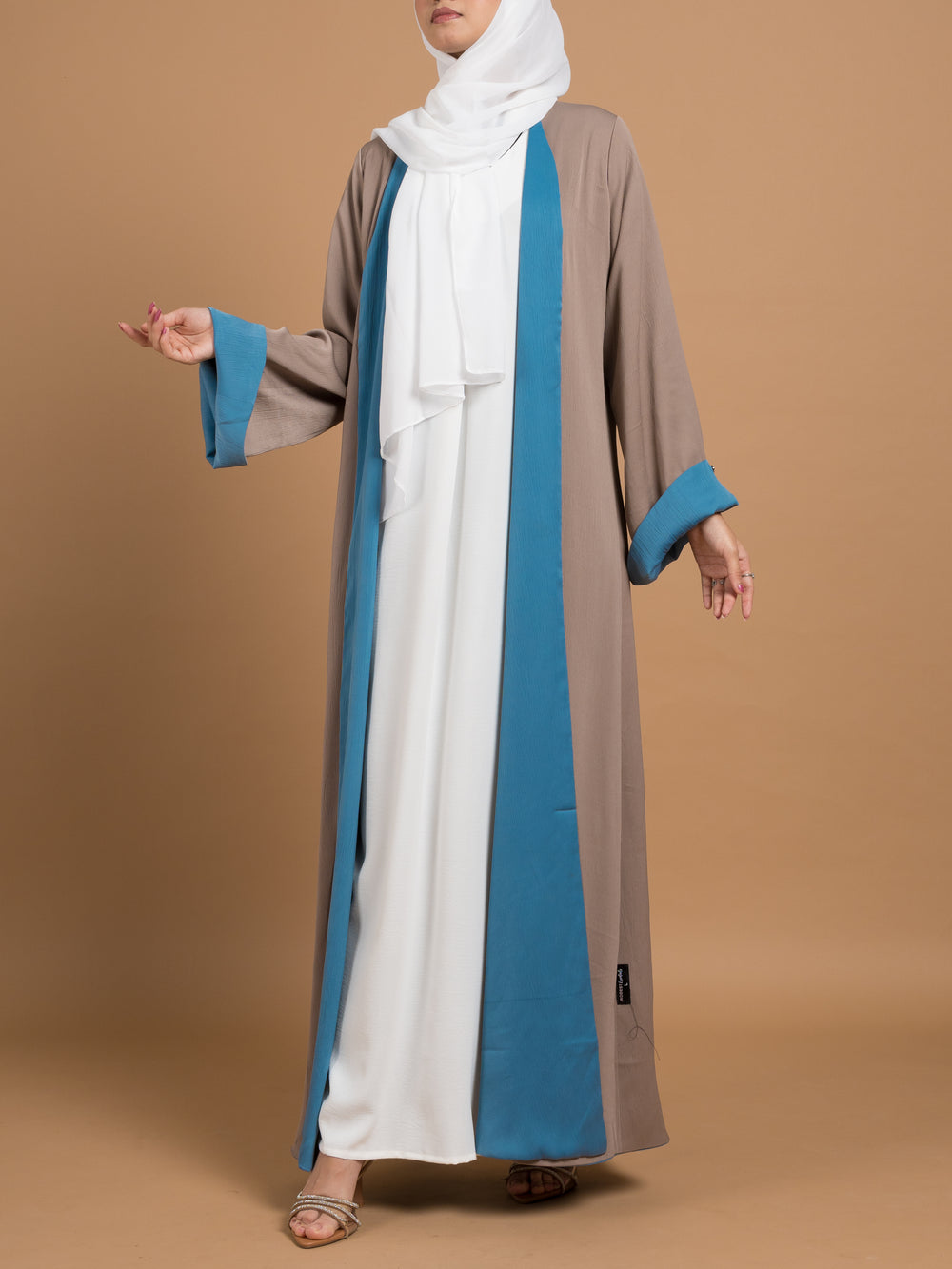 Reversible Abaya -Beige & Blue