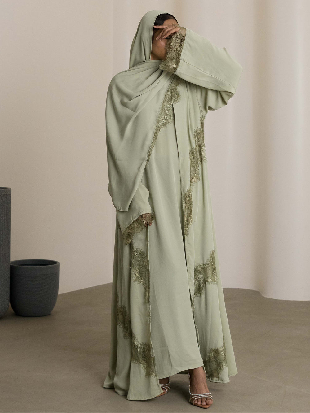 Nadiya Lace Abaya - Green
