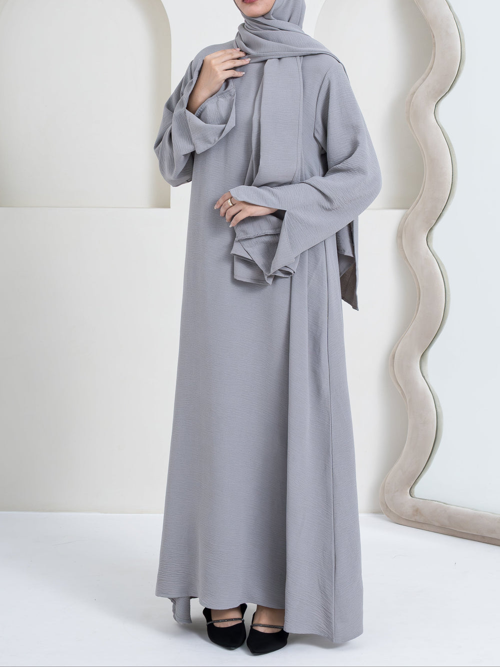 Essential Umrah Abaya - Light Grey