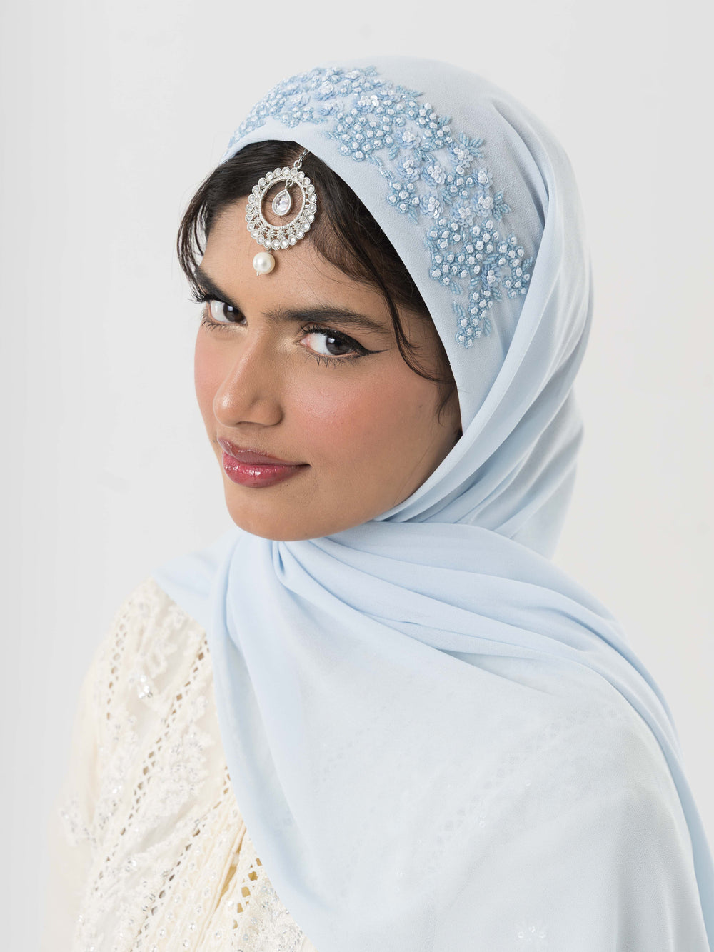 Dil-Naaz Embroidered Hijab - Blue