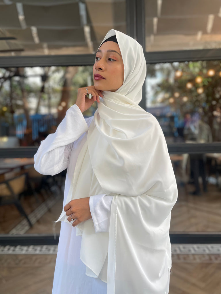 White korean chiffon hijab